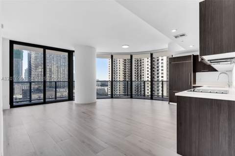 45 SW 9th St 1706, Miami FL - photo 10 of 36