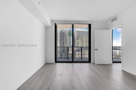 45 SW 9th St 1706, Miami FL - photo 17 of 36