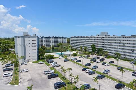 1750 NE 191st St 829-4, Miami FL - photo 23 of 25