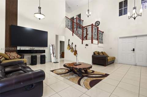 14465 SW 157th Path, Miami FL - photo 7 of 27
