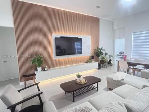 14435 SW 13th Ter, Miami FL - photo 9 of 42