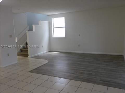 14732 SW 90th Ter, Miami FL - photo 11 of 45
