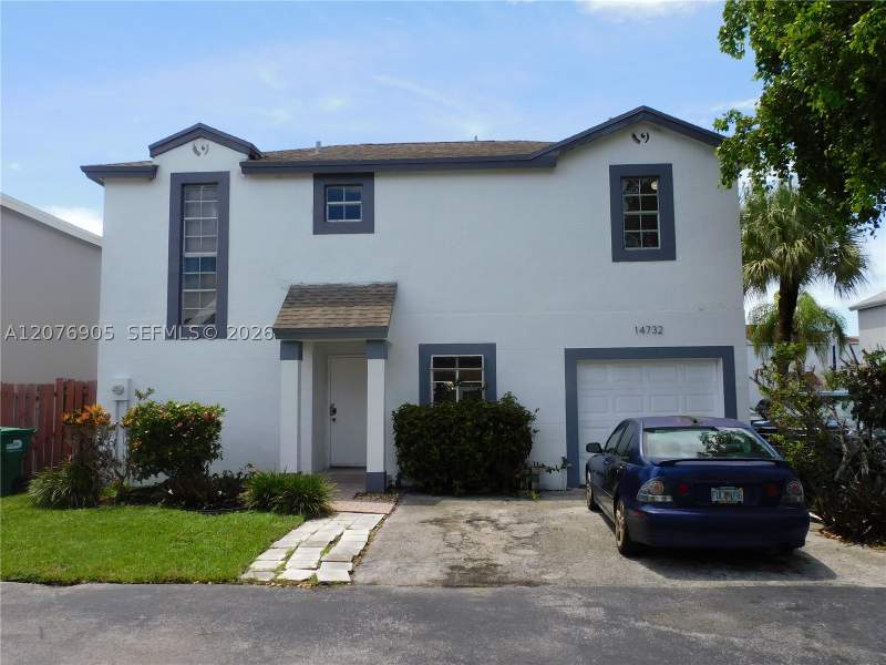 3 bedroom SingleFamilyResidence at 14732 SW 90th Ter, Panache Sec 3, Miami — photo 2