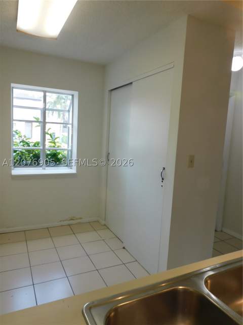 14732 SW 90th Ter, Miami FL - photo 9 of 45