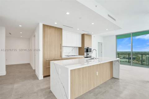 2411 Laguna Circle 2511, North Miami FL - photo 9 of 130