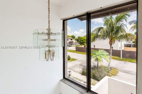11312 SW 67th Ter, Miami FL - photo 14 of 38