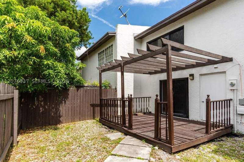 3 bedroom SingleFamilyResidence at 11312 SW 67th Ter, Snapper Creek Townhouses, Miami — photo 4