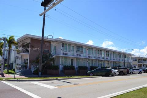 300 74th St 6, Miami Beach FL - photo 7 of 10