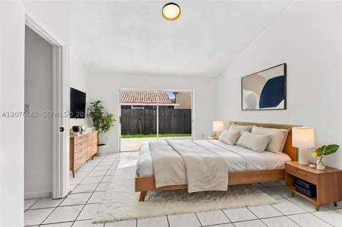 19181 NW 89th Ave, Hialeah FL - photo 19 of 40