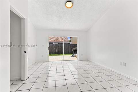 19181 NW 89th Ave, Hialeah FL - photo 20 of 40