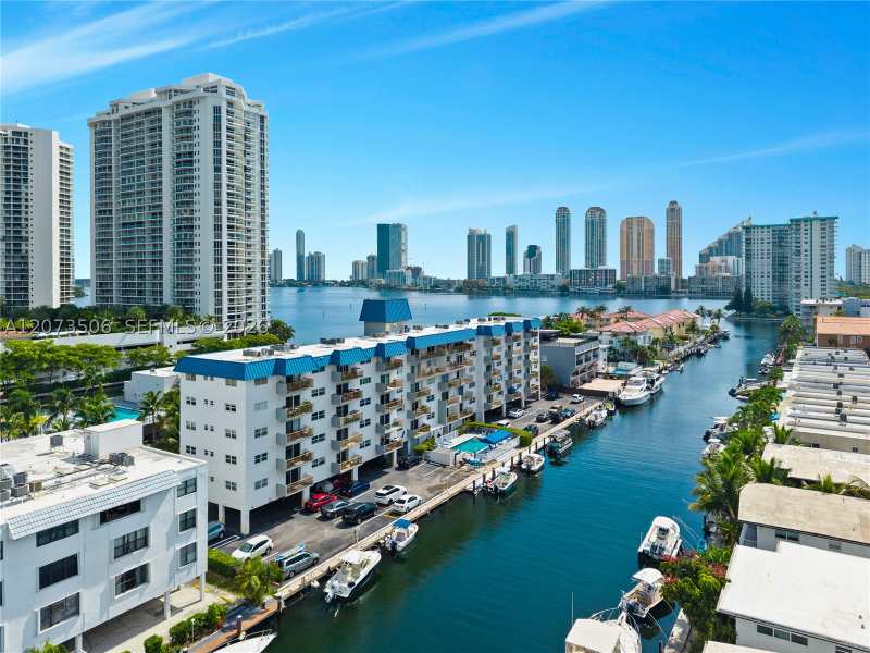 1 bedroom Condominium at 3770 NE 171st St 504, Bayview Point North Condo, North Miami Beach — photo 1