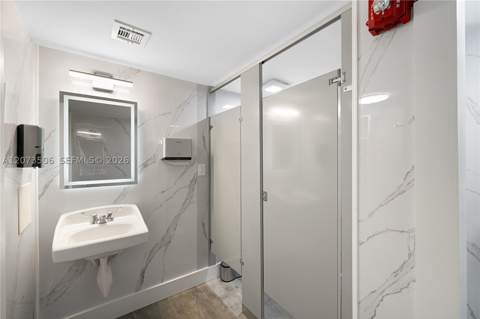 3770 NE 171st St 504, North Miami Beach FL - photo 23 of 26