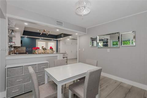 928 NW 106th Ave Cir, Miami FL - photo 9 of 29