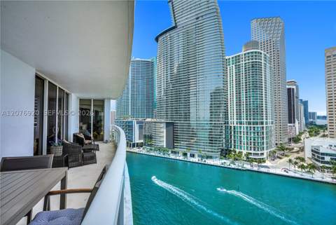 901 Brickell Key Blvd 1807, Miami FL - photo 8 of 55