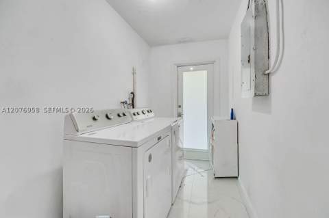 20400 NW 38th Ct, Miami Gardens FL - photo 12 of 49