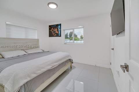 20400 NW 38th Ct, Miami Gardens FL - photo 16 of 49
