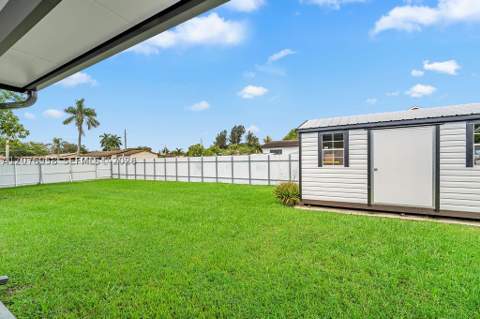 20400 NW 38th Ct, Miami Gardens FL - photo 21 of 49