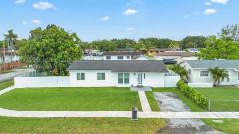 20400 NW 38th Ct, Miami Gardens FL - photo 24 of 49