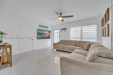 20400 NW 38th Ct, Miami Gardens FL - photo 8 of 49