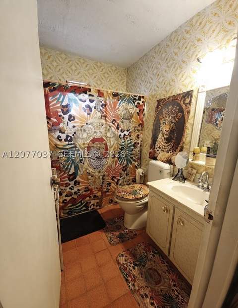 8210 NW 34th Ave, Miami FL - photo 11 of 16