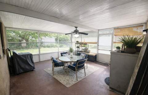 8210 NW 34th Ave, Miami FL - photo 13 of 16