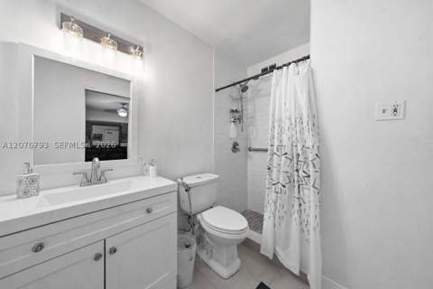 9500 Cutler Ridge Dr, Cutler Bay FL - photo 11 of 45