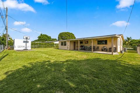9500 Cutler Ridge Dr, Cutler Bay FL - photo 13 of 45