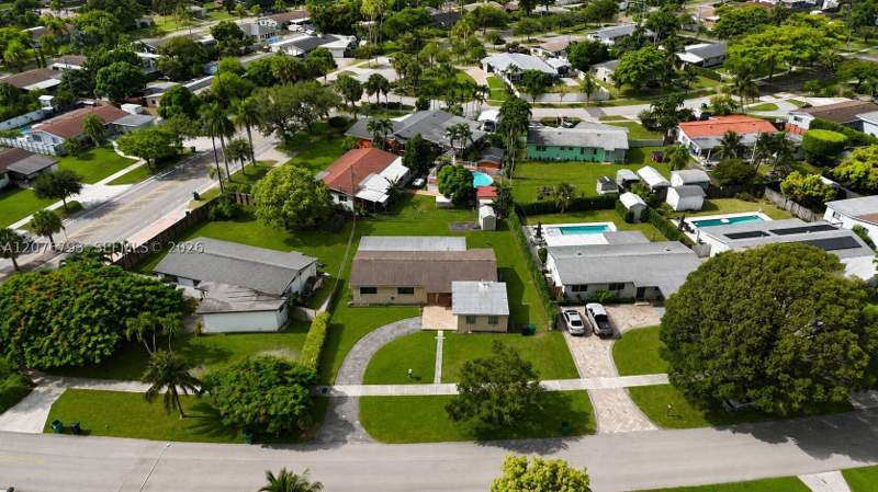 3 bedroom SingleFamilyResidence at 9500 Cutler Ridge Dr, Cutler Ridge Sec 5, Cutler Bay — photo 5