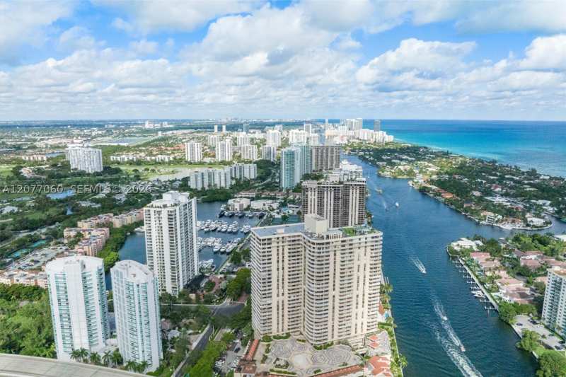 2 bedroom Condominium at 19355 Turnberry Way 8B, Turnberry Towers Condo, Aventura — photo 1