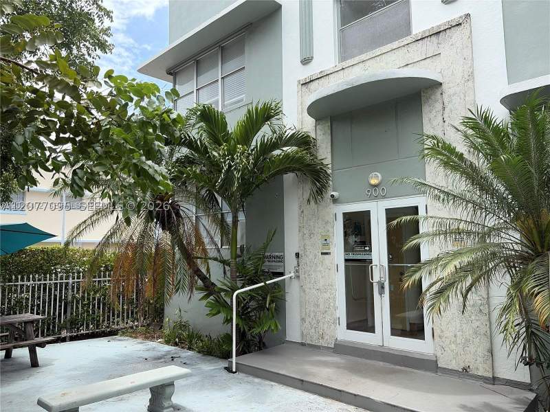 0 bedroom Condominium at 900 Jefferson Ave 2, The Coronet Condo, Miami Beach — photo 2