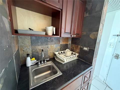 5445 Collins Ave 729, Miami Beach FL - photo 14 of 27