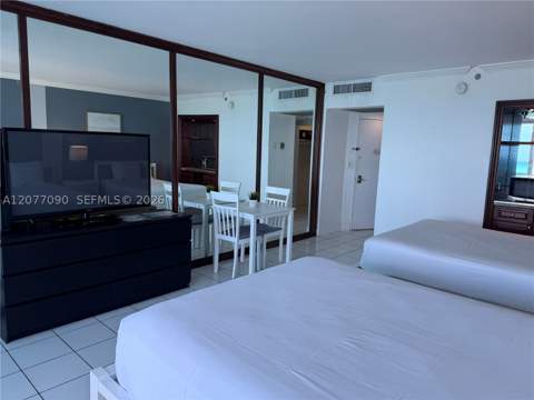 5445 Collins Ave 729, Miami Beach FL - photo 8 of 27