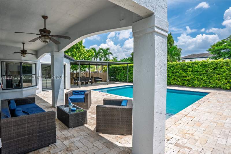 4 bedroom SingleFamilyResidence at 7301 SW 159th Ave, HEFTLER HOMES AT LAGO MAR, Miami — photo 5