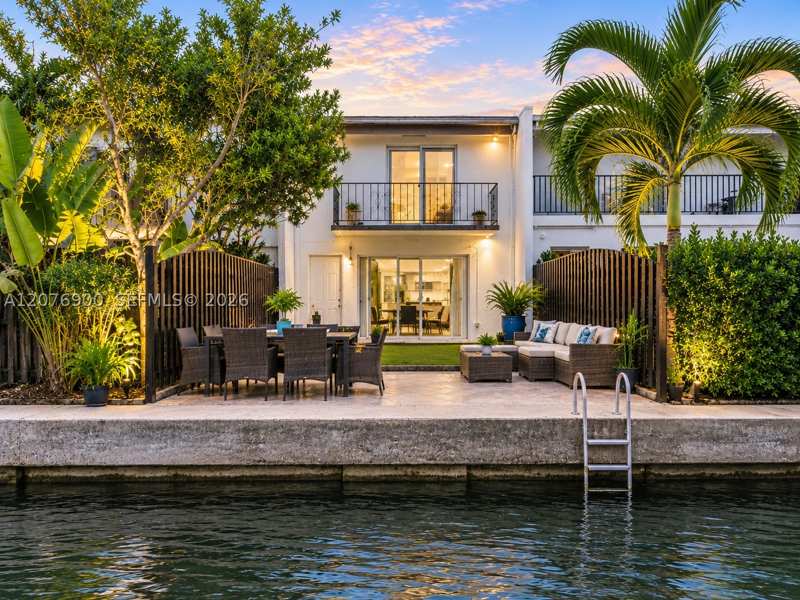 2 bedroom SingleFamilyResidence at 2117 NE 123rd St, Areta Estates Sec 4, North Miami — photo 1