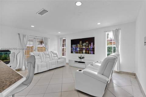 13904 SW 18th Ter, Miami FL - photo 15 of 54
