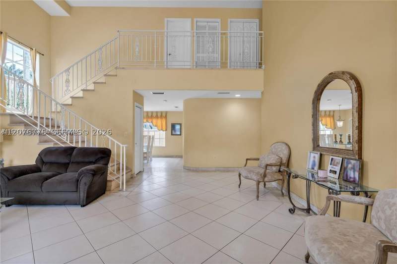 5 bedroom SingleFamilyResidence at 13904 SW 18th Ter, Zenteno Sub, Miami — photo 5