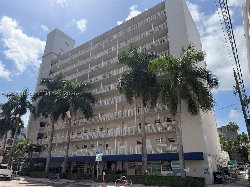 1 bedroom Condominium at 1300 Lincoln Rd E705, Lincoln Towers Condo, Miami Beach — photo 3