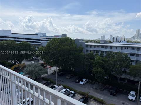 1300 Lincoln Rd E705, Miami Beach FL - photo 6 of 14