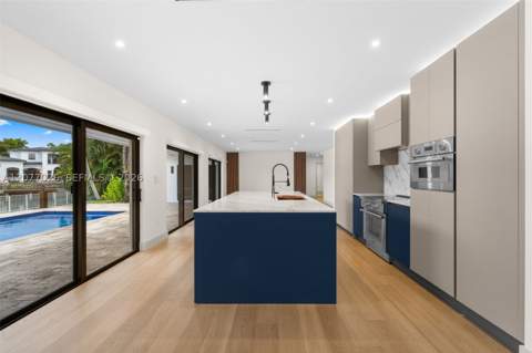 1520 Lugo Ave, Coral Gables FL - photo 11 of 50
