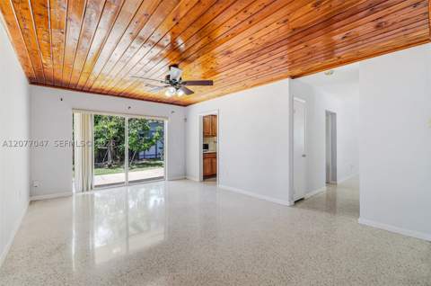 9354 Caribbean Blvd, Cutler Bay FL - photo 18 of 47