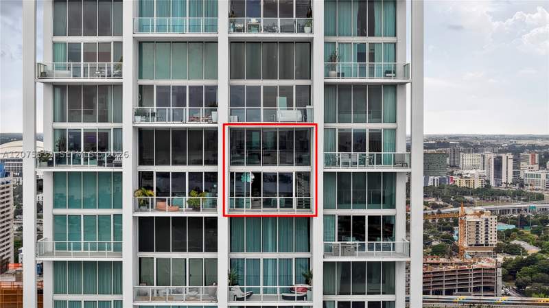 2 bedroom Condominium at 1040 Biscayne Blvd 3403, Ten Museum Pk Residential, Miami — photo 2