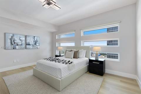 1040 Biscayne Blvd 3403, Miami FL - photo 21 of 38
