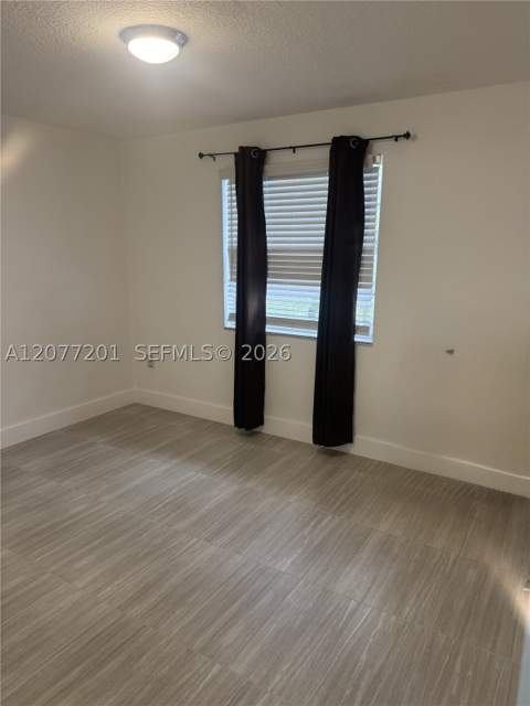 17255 SW 95th Ave 211, Palmetto Bay FL - photo 7 of 11