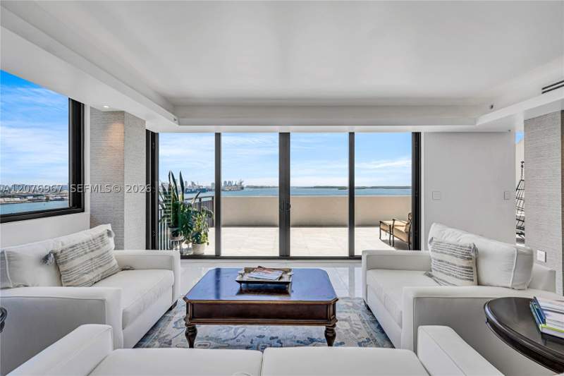 3 bedroom Condominium at 540 Brickell Key Dr 1820, Brickell Key II Condo, Miami — photo 5