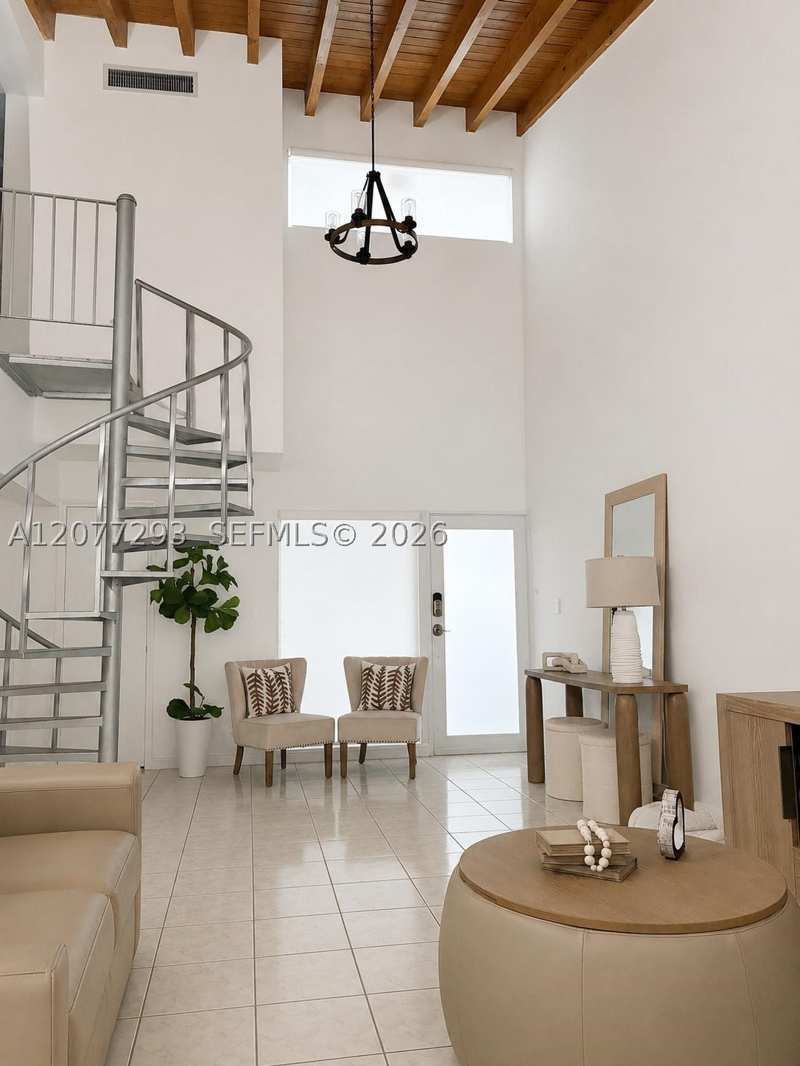 3 bedroom Condominium at 9171 Fontainebleau Blvd 5, Oakview Condo No 1, Miami — photo 1