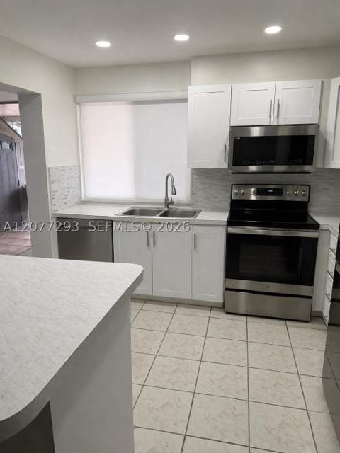 9171 Fontainebleau Blvd 5, Miami FL - photo 14 of 20