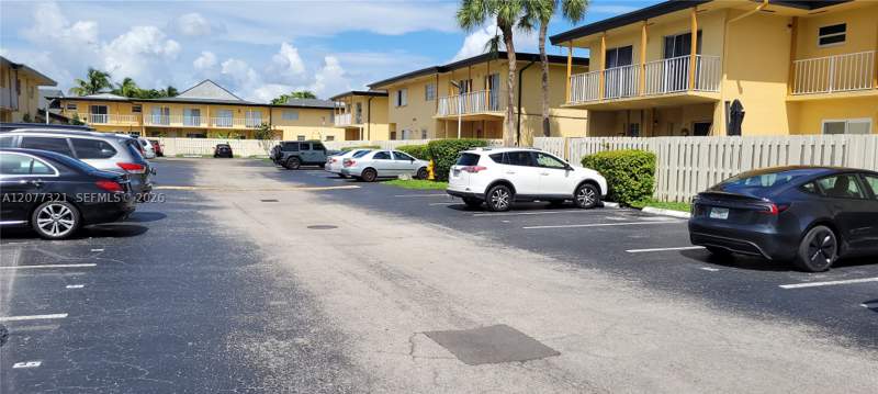 2 bedroom Condominium at 8310 SW 154th Ave 25, Centre Court Condo, Miami — photo 2