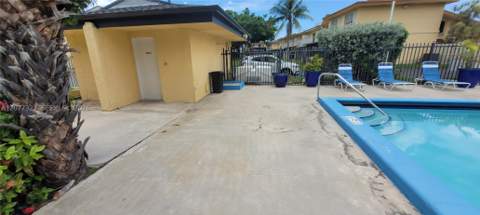8310 SW 154th Ave 25, Miami FL - photo 24 of 27