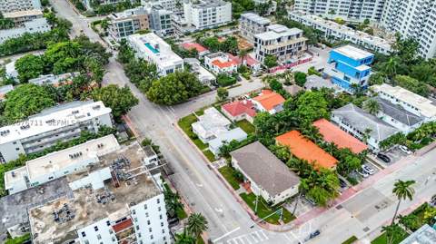 1301 Flamingo Way, Miami Beach FL - photo 9 of 26