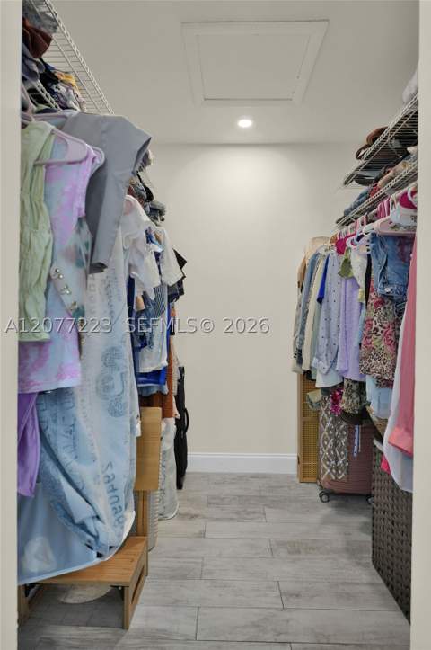 6538 NW 170th Ter, Hialeah FL - photo 17 of 29